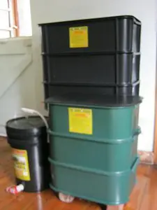 Worm bins